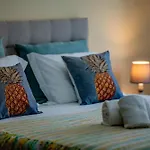 Willa Moradia Sao Joao-spacious Beachfront *