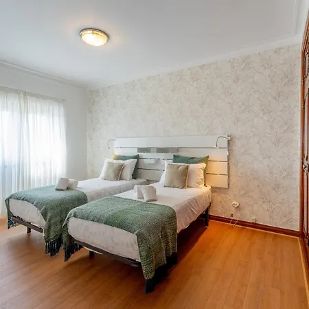 Moradia São João-santa Cruz *