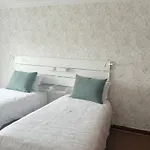 Moradia Sao Joao-spacious Beachfront * A dos Cunhados
