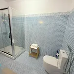 Moradia Sao Joao-spacious Beachfront * A dos Cunhados