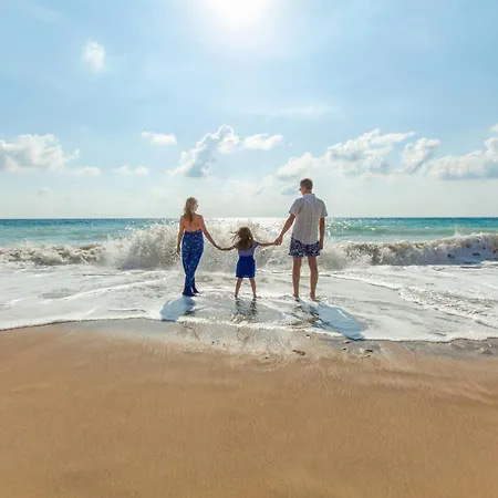 Moradia Sao Joao-spacious Beachfront A dos Cunhados